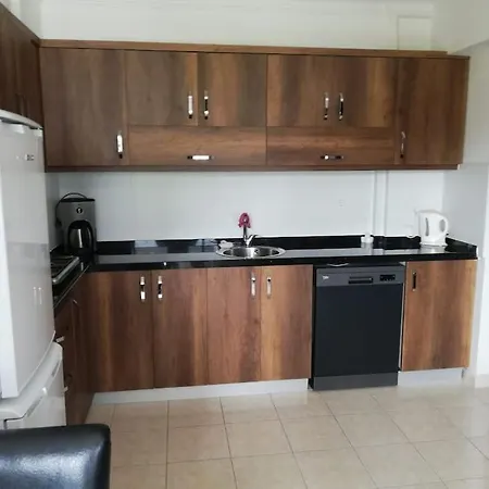 Near The Ladies Beach-100m Only Apartment *